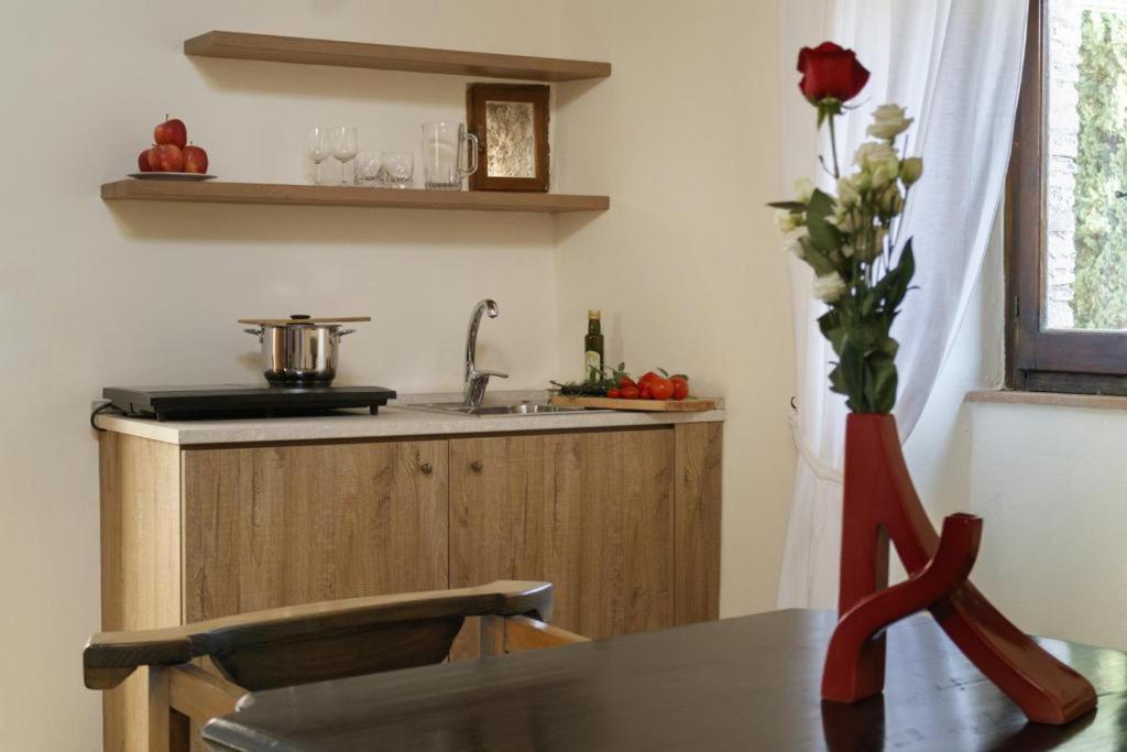 Relais Borgo Lizori Country House Campello sul Clitunno Exteriör bild