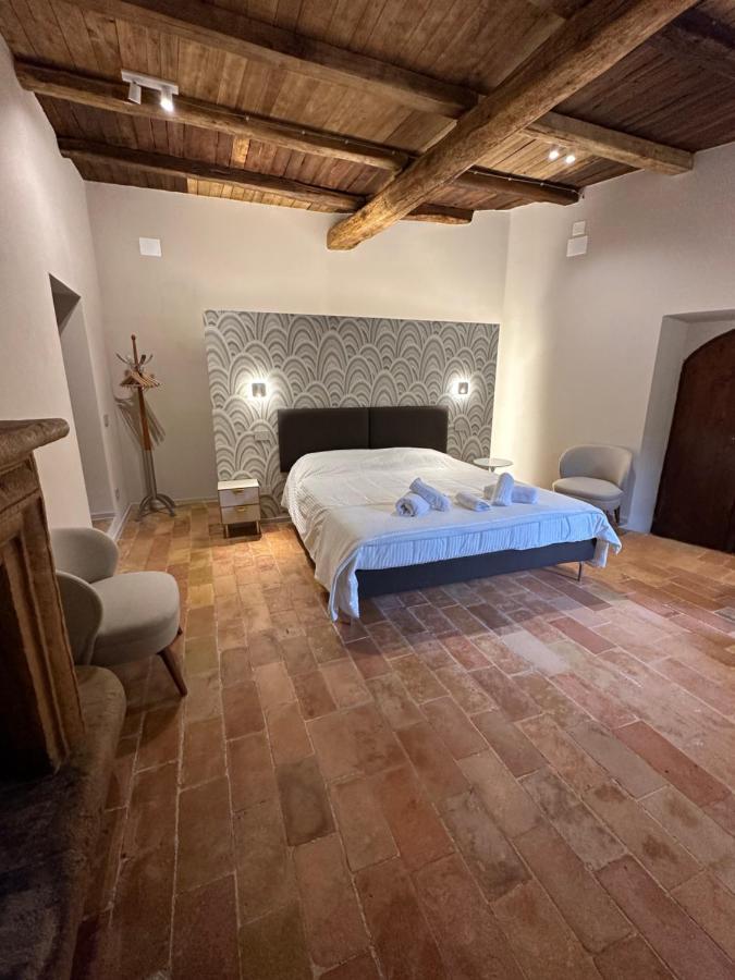 Relais Borgo Lizori Country House Campello sul Clitunno Exteriör bild