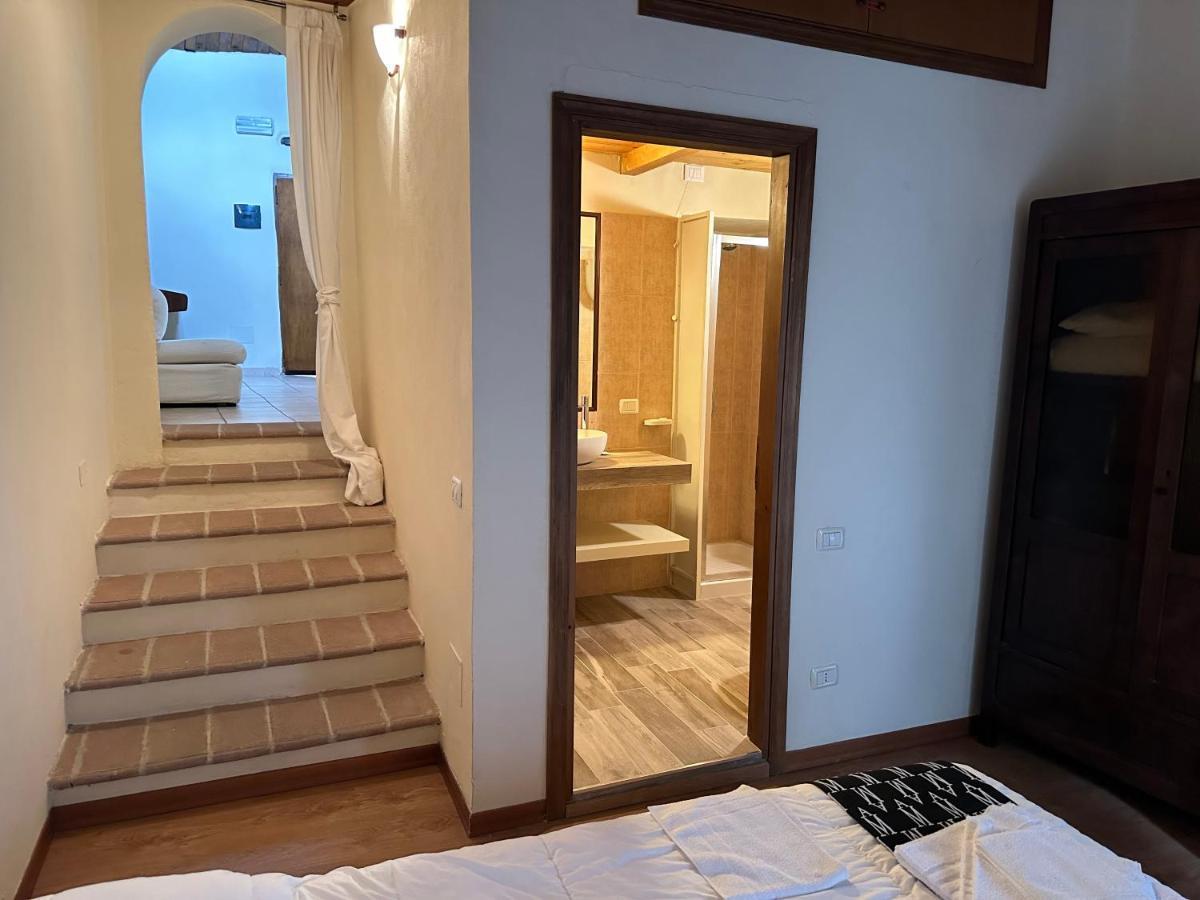 Relais Borgo Lizori Country House Campello sul Clitunno Exteriör bild