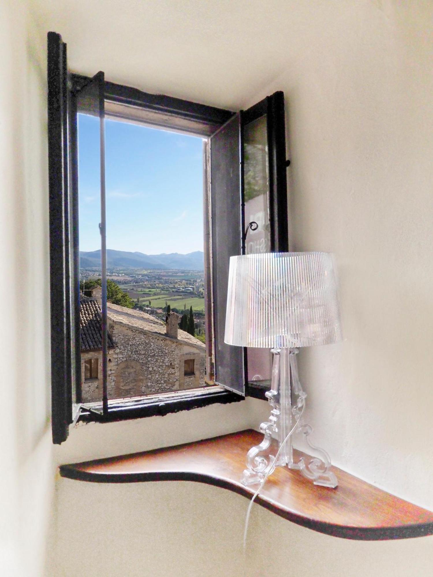 Relais Borgo Lizori Country House Campello sul Clitunno Exteriör bild