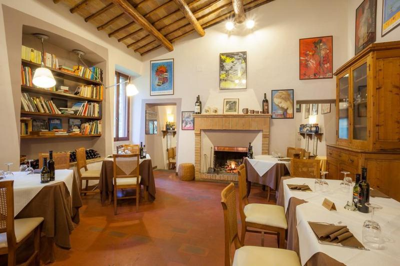 Relais Borgo Lizori Country House Campello sul Clitunno Exteriör bild